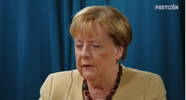 Merkel: Nisam okrivila Poljsku za rat u Ukrajini. Svi smo zakazali, i ja